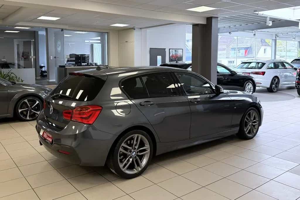 BMW 1 Series 125i Limo *M Sport*Shadow*LED*HiFi*Einparkh 10/2017-photo-2