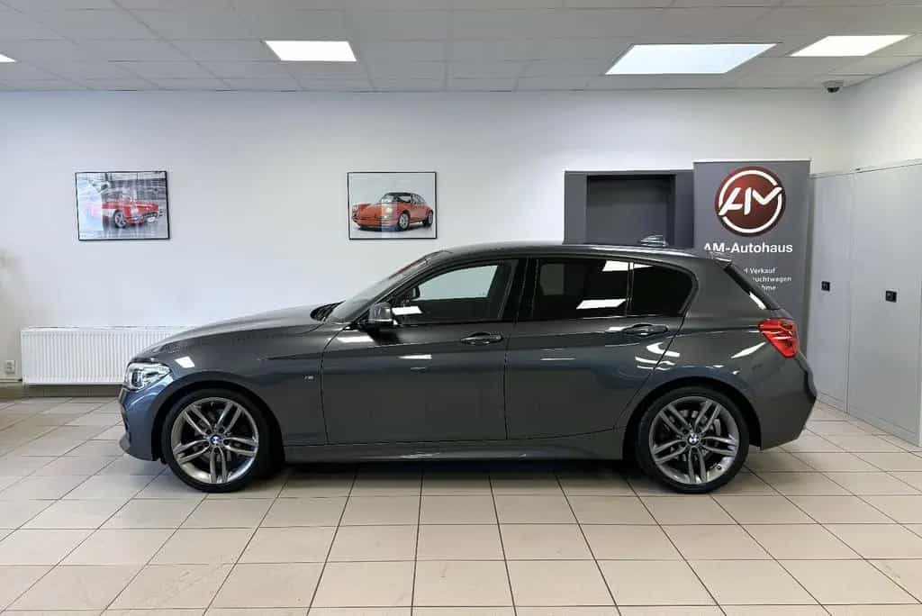 BMW 1 Series 125i Limo *M Sport*Shadow*LED*HiFi*Einparkh 10/2017-photo-3