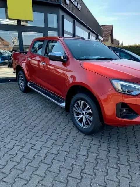 Isuzu D-Max LSE AHK+Allwetterreifen Beschichtung null-photo-2
