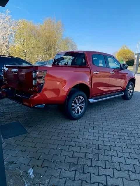 Isuzu D-Max LSE AHK+Allwetterreifen Beschichtung null-photo-3