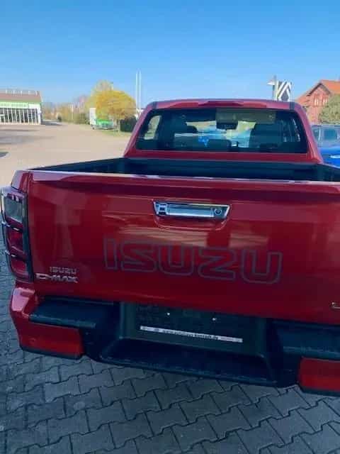 Isuzu D-Max LSE AHK+Allwetterreifen Beschichtung null-photo-5