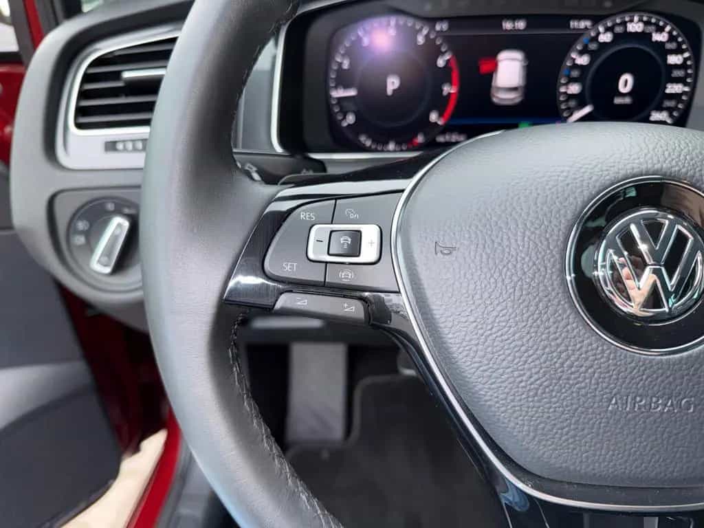 Volkswagen Golf VII Lim. Comfortline *STANDH*MASSAGE*KAMERA 10/2019-photo-35