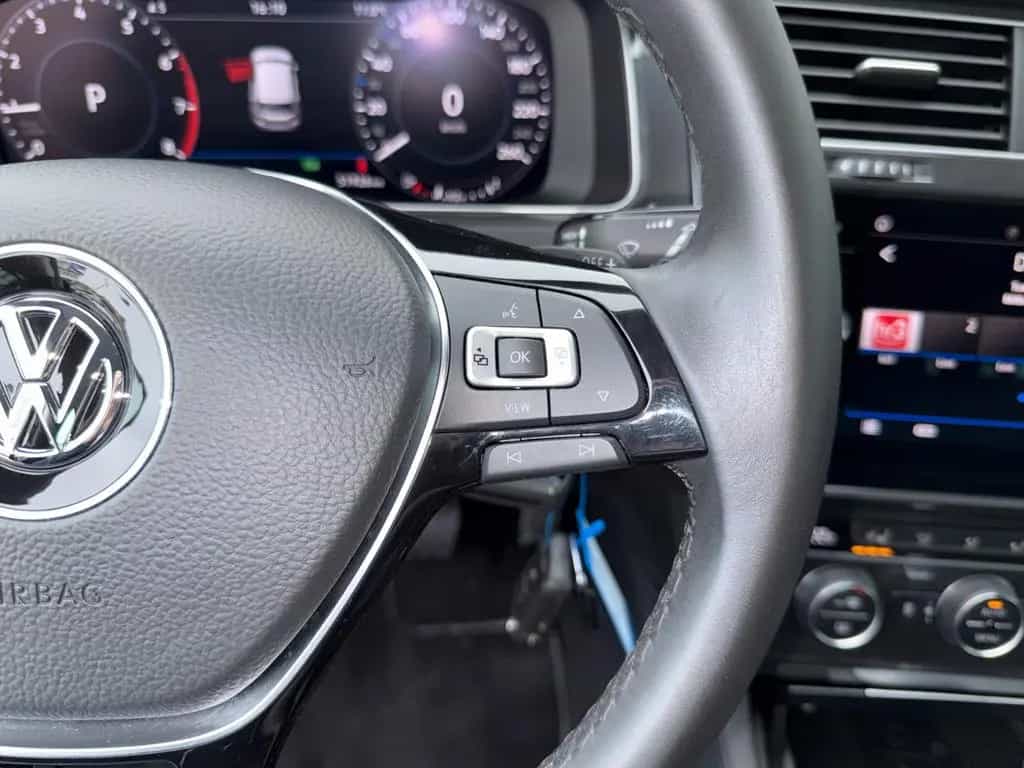 Volkswagen Golf VII Lim. Comfortline *STANDH*MASSAGE*KAMERA 10/2019-photo-36