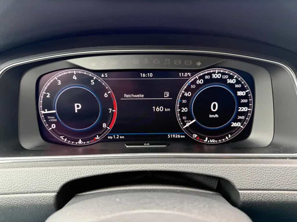 Volkswagen Golf VII Lim. Comfortline *STANDH*MASSAGE*KAMERA 10/2019-photo-37