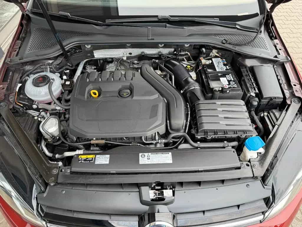 Volkswagen Golf VII Lim. Comfortline *STANDH*MASSAGE*KAMERA 10/2019-photo-38