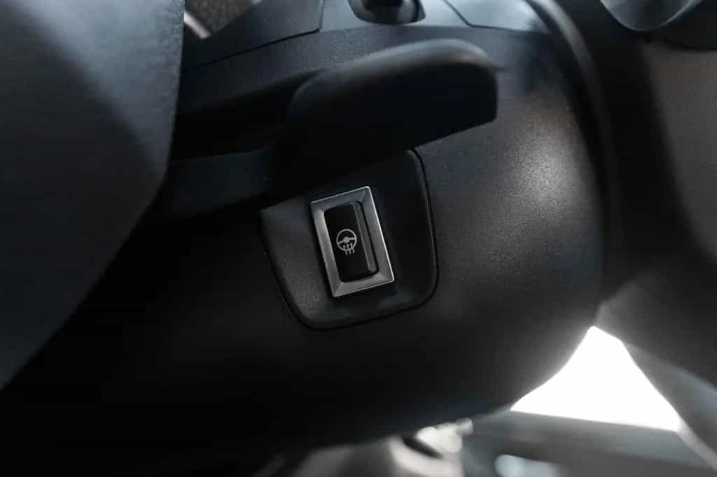 BMW 4 Series GC M-PERFORMANCE H&K HUD KAM ALC TOTW 03/2016-photo-12