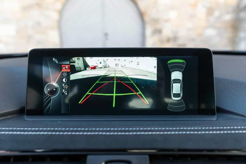 BMW 4 Series GC M-PERFORMANCE H&K HUD KAM ALC TOTW 03/2016-photo-17