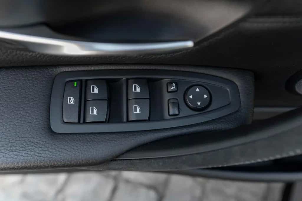 BMW 4 Series GC M-PERFORMANCE H&K HUD KAM ALC TOTW 03/2016-photo-21