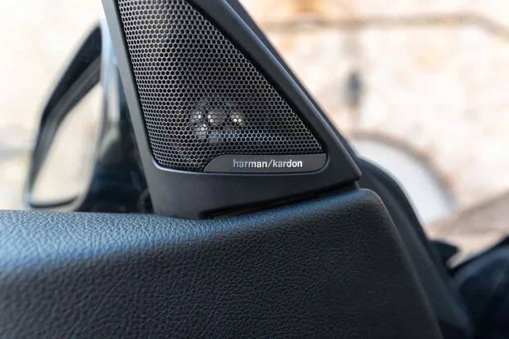 BMW 4 Series GC M-PERFORMANCE H&K HUD KAM ALC TOTW 03/2016-photo-24