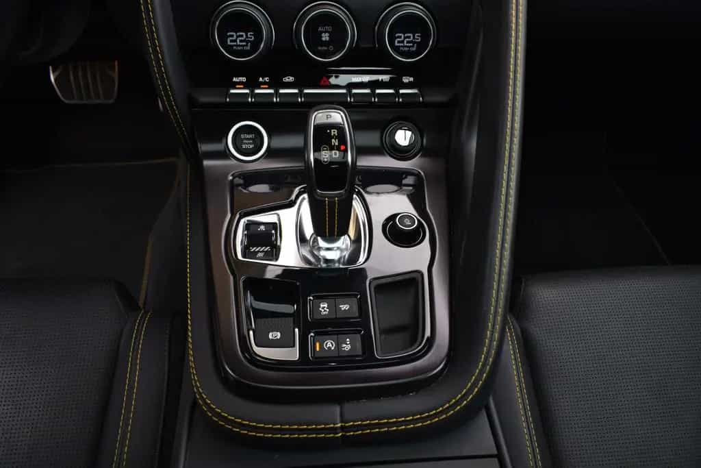 Jaguar F-Type 400 SPORT/SONDERMODEL/KLAPPENAUSPUFF/LED 11/2017-photo-22