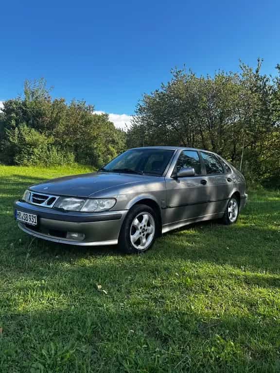 Saab 9-3 2.0t Ecopower SE Fünftürer SE 01/2002-photo-0