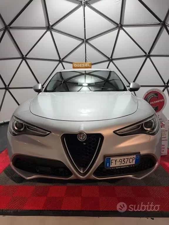 Alfa Romeo Stelvio 2.2 Turbodiesel 210 CV AT8 Q4 12/2019-photo-3