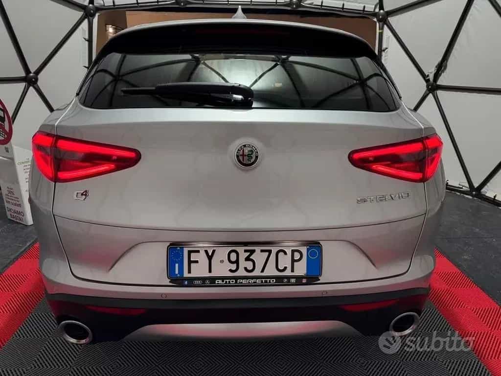 Alfa Romeo Stelvio 2.2 Turbodiesel 210 CV AT8 Q4 12/2019-photo-7