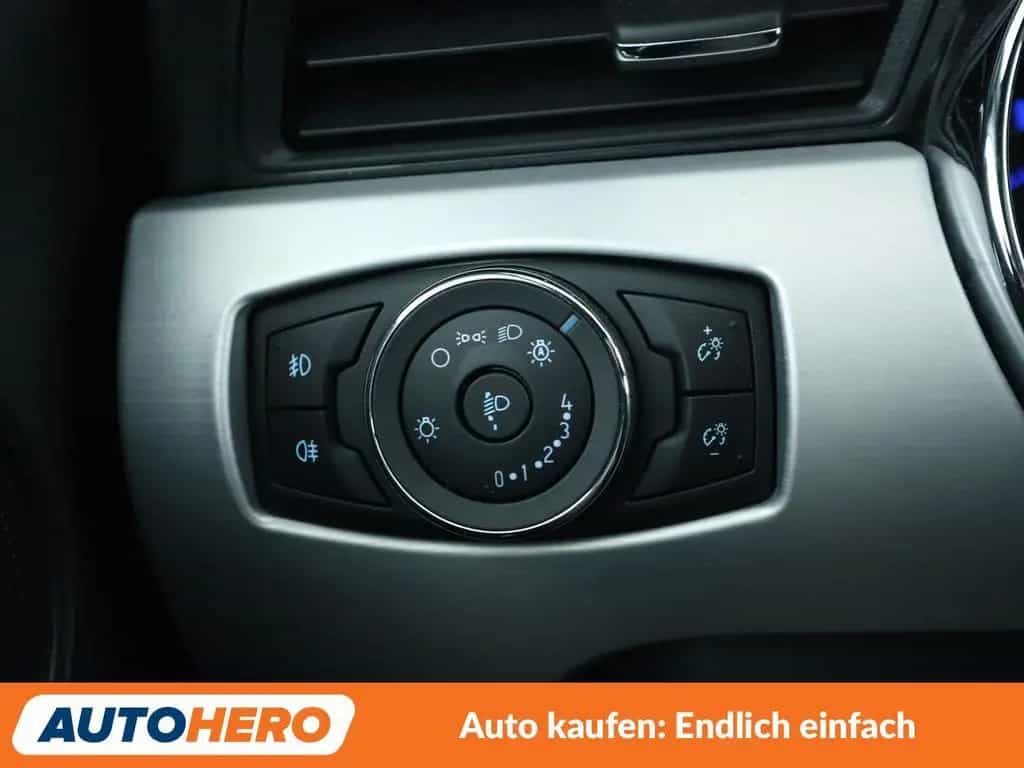 Ford Mustang 2.3 EcoBoost Basis*NAVI*TEMPO*PDC*SHZ* 04/2017-photo-26