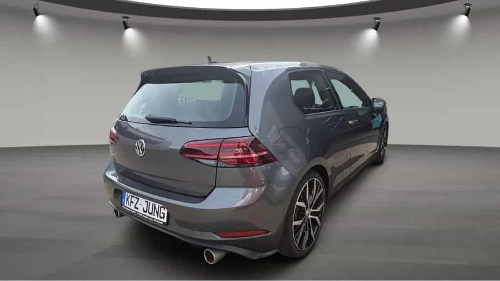Volkswagen Golf GTI Performance*LED*PANO*DYNAUDIO*Kamera* 02/2019-photo-4
