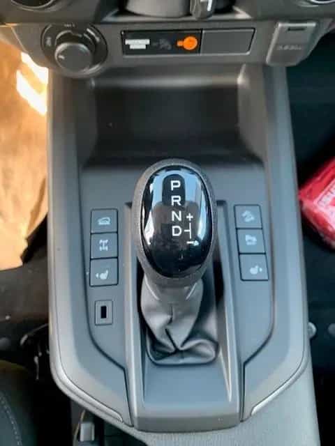 Isuzu D-Max Space Cab 4WD LS Autom. AHK Allwetterreife null-photo-13
