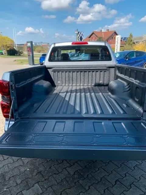 Isuzu D-Max Space Cab 4WD LS Autom. AHK Allwetterreife null-photo-5