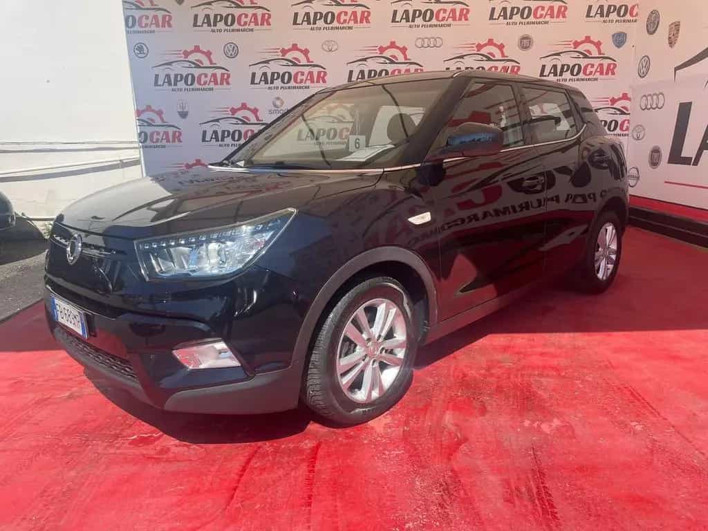Ssangyong Tivoli 1.6d 2WD Go 12/2015-photo-1