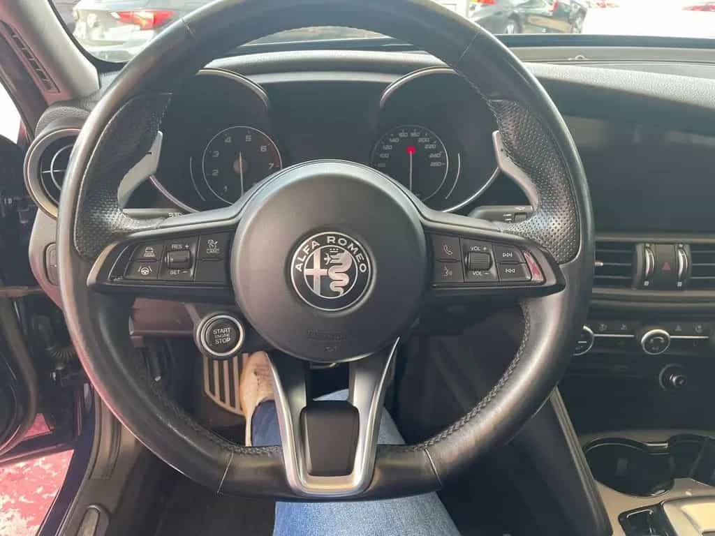 Alfa Romeo Giulia 2.0 Turbo 280 CV AT8 AWD Q4 Ve 08/2020-photo-11