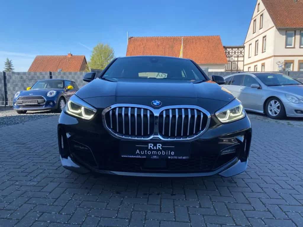 BMW 1 Series 118i M Technik Sport 2.Hd LED HeadUp LiveCockpit 12/2019-photo-1