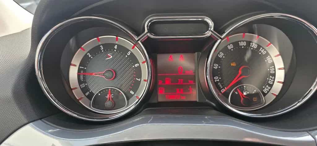 Opel Adam S, 1. Hand, Top gepflegt 08/2016-photo-10