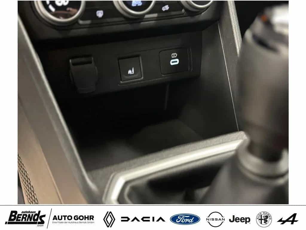 Dacia Jogger TCe 110 7-SITZER Extreme+ KLIMAAUTOM. NAV 05/2025-photo-23