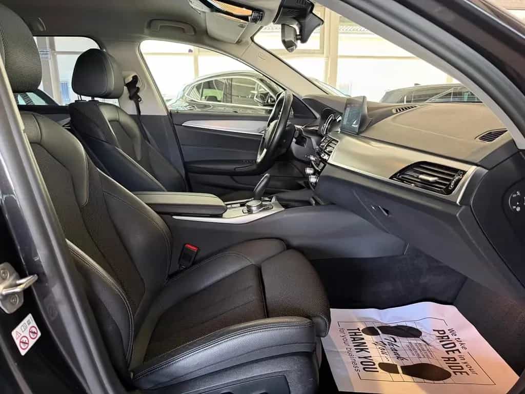 BMW 520 i Sport Line Touring Aut. LED NAVI LEDER 01/2018-photo-11