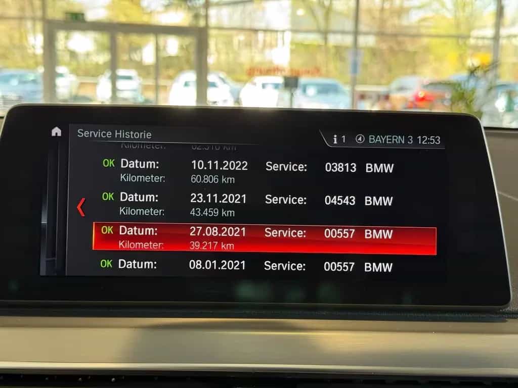 BMW 520 i Sport Line Touring Aut. LED NAVI LEDER 01/2018-photo-21