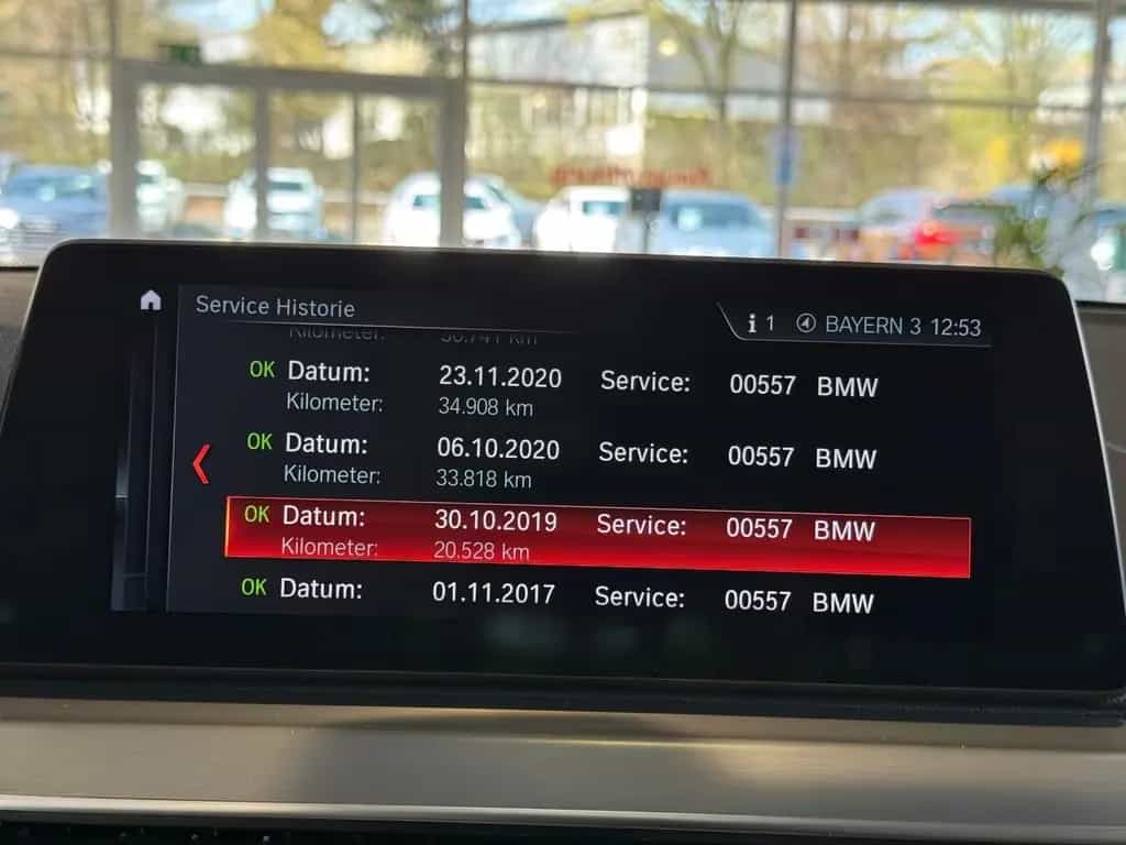 BMW 520 i Sport Line Touring Aut. LED NAVI LEDER 01/2018-photo-22
