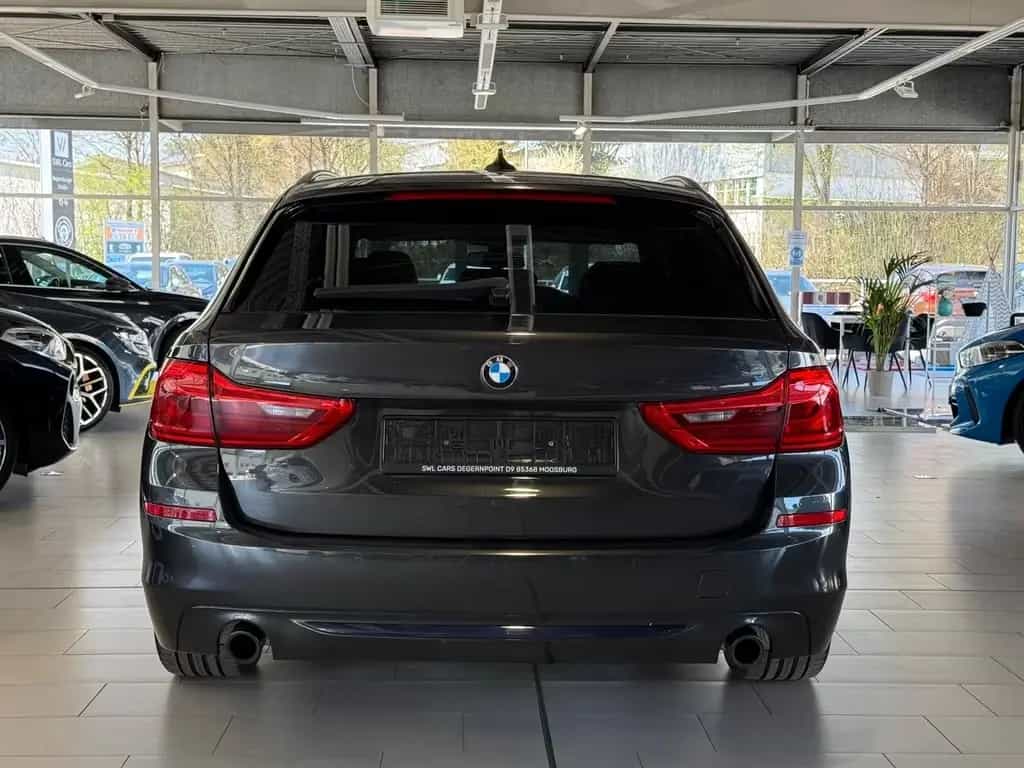 BMW 520 i Sport Line Touring Aut. LED NAVI LEDER 01/2018-photo-4