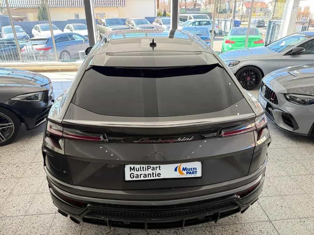 Lamborghini Urus 08/2021-photo-8