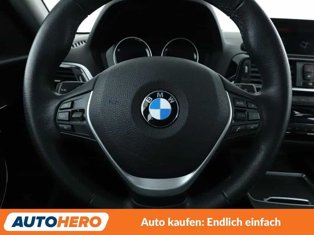 BMW 1 Series 118i Sport Line Aut.*NAVI*TEMPO*PDC*SHZ* 06/2019-photo-18