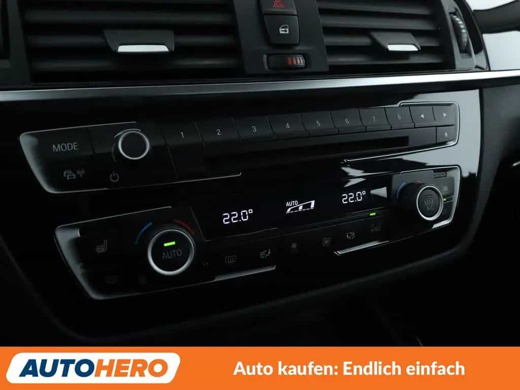 BMW 1 Series 118i Sport Line Aut.*NAVI*TEMPO*PDC*SHZ* 06/2019-photo-21