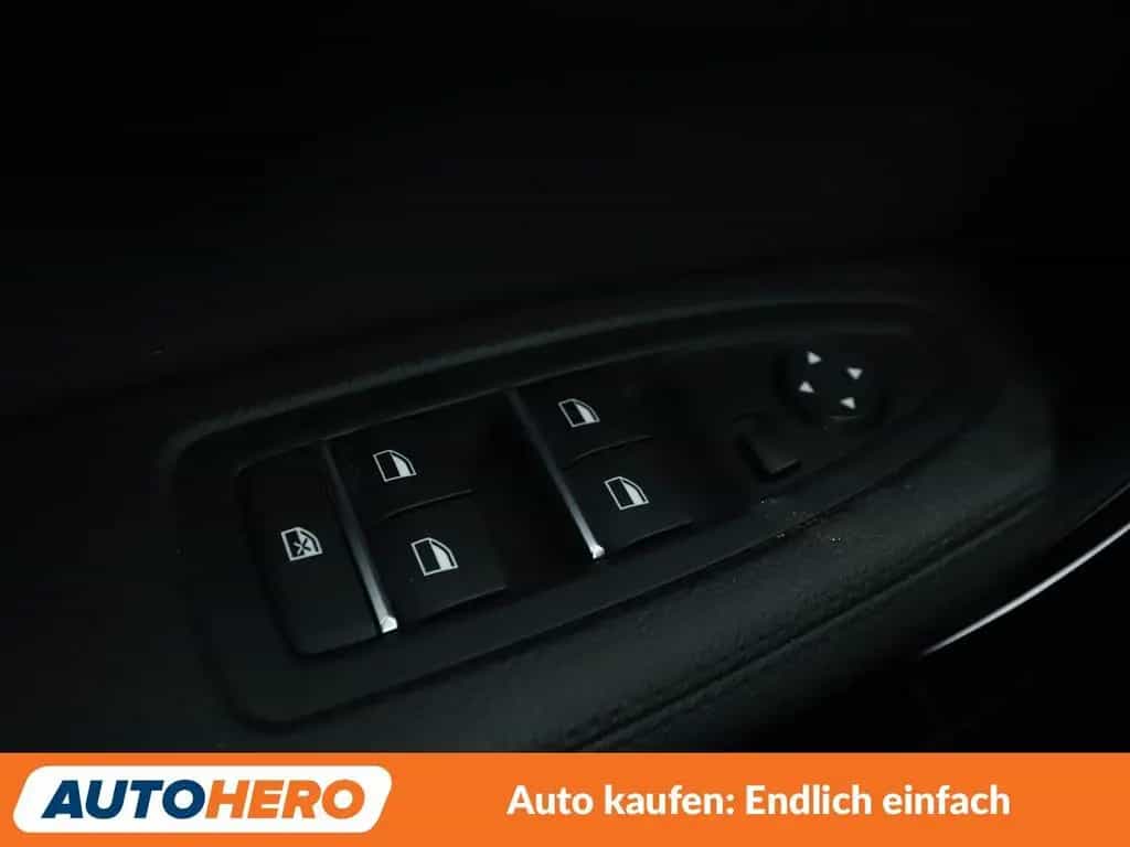 BMW 1 Series 118i Sport Line Aut.*NAVI*TEMPO*PDC*SHZ* 06/2019-photo-23