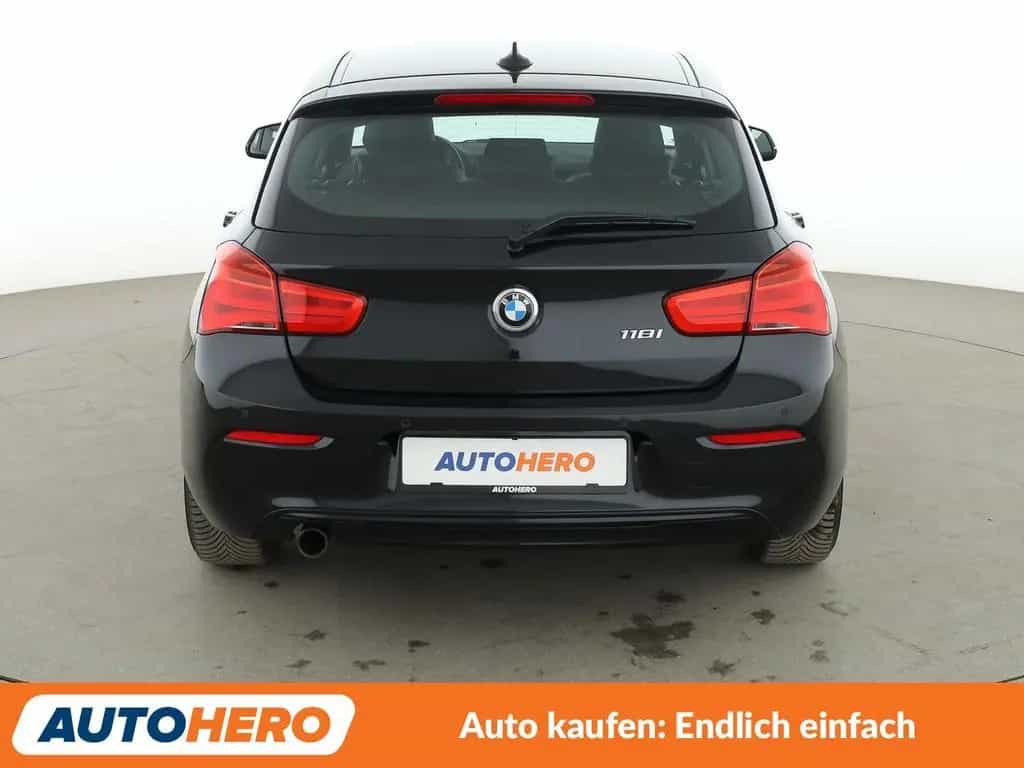 BMW 1 Series 118i Sport Line Aut.*NAVI*TEMPO*PDC*SHZ* 06/2019-photo-4