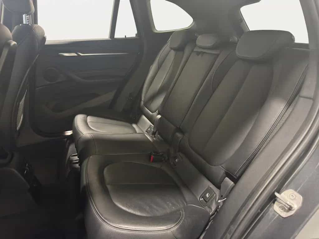 BMW X1 xDrive 20 i xLine *NAVI*LED*INDIVIDUAL*KAMERA 02/2016-photo-10