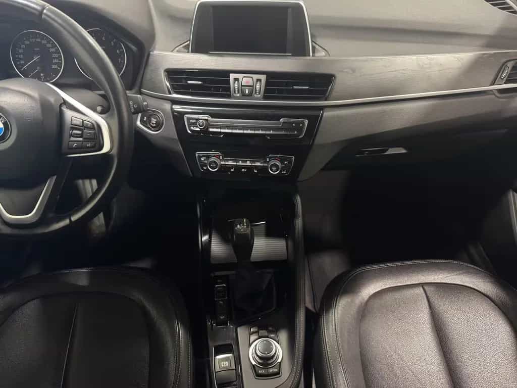BMW X1 xDrive 20 i xLine *NAVI*LED*INDIVIDUAL*KAMERA 02/2016-photo-14