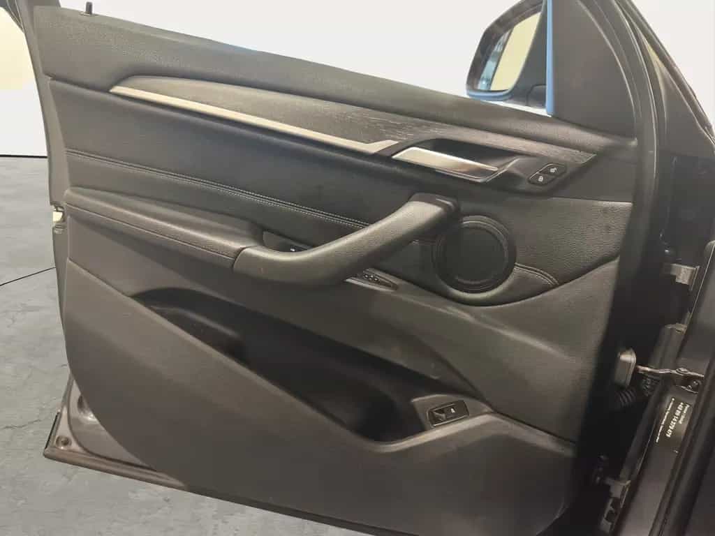 BMW X1 xDrive 20 i xLine *NAVI*LED*INDIVIDUAL*KAMERA 02/2016-photo-16