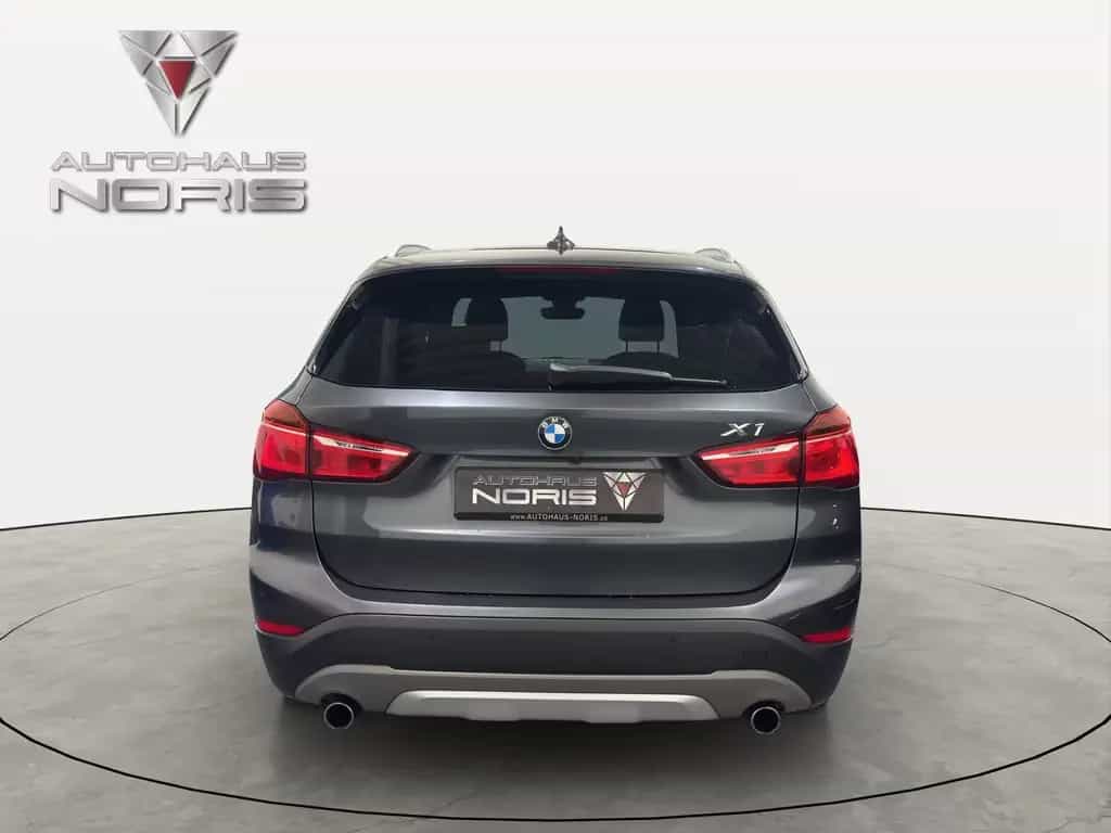 BMW X1 xDrive 20 i xLine *NAVI*LED*INDIVIDUAL*KAMERA 02/2016-photo-8