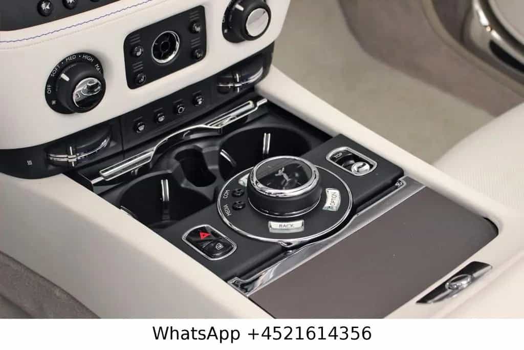 Rolls-Royce Dawn - 08/2019-photo-14