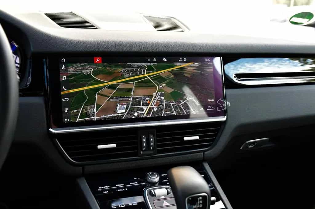 Porsche Cayenne Sport BOSE Matrix LED Kamera Lane Assist 05/2019-photo-23