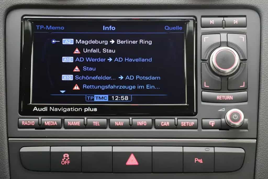 Audi S3 2.0 TFSI 265PS quattro Sportback Pano 1. Hand 02/2013-photo-31