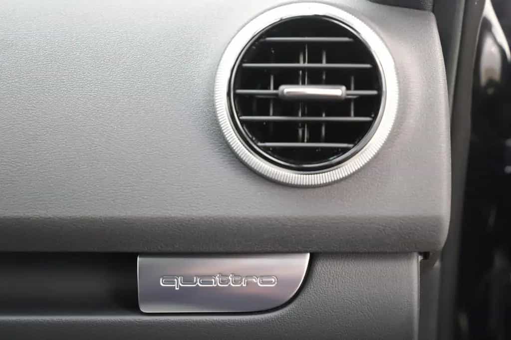 Audi S3 2.0 TFSI 265PS quattro Sportback Pano 1. Hand 02/2013-photo-35