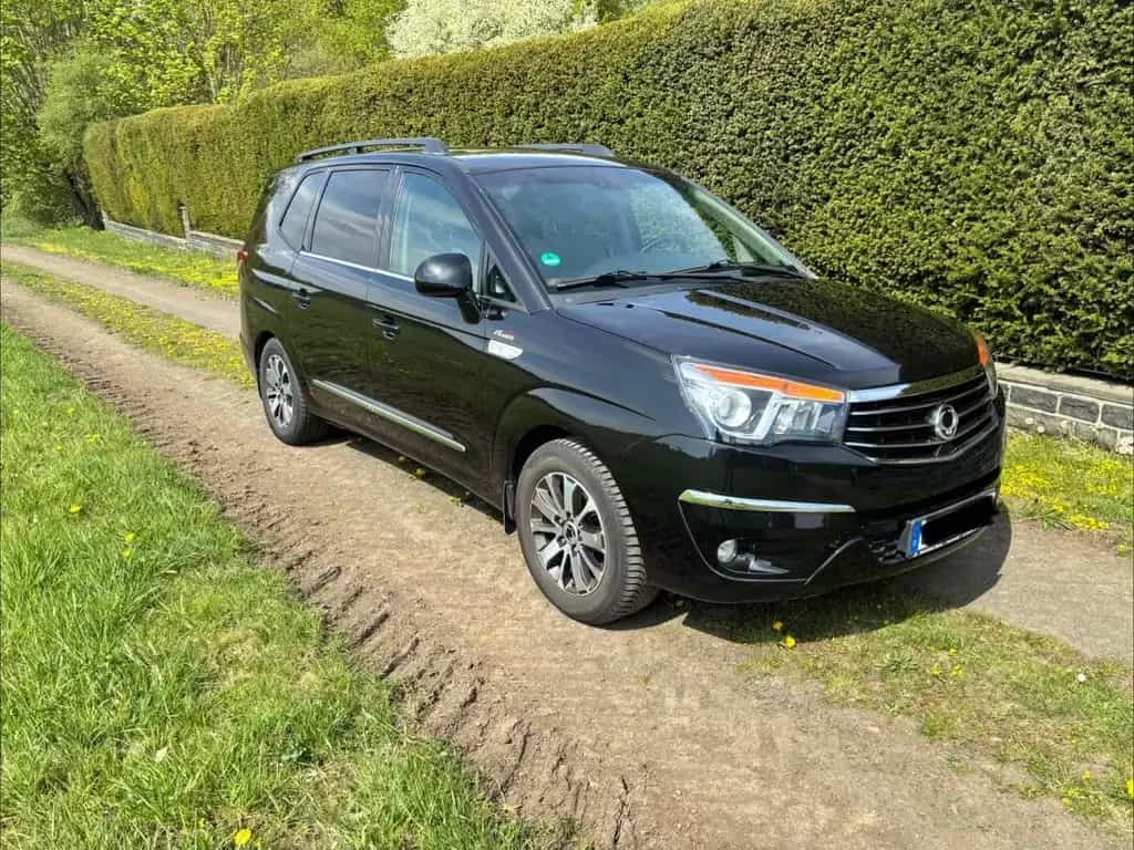 Ssangyong Rodius 4WD Automatik Sapphire Mercedes Technik 05/2018-photo-0