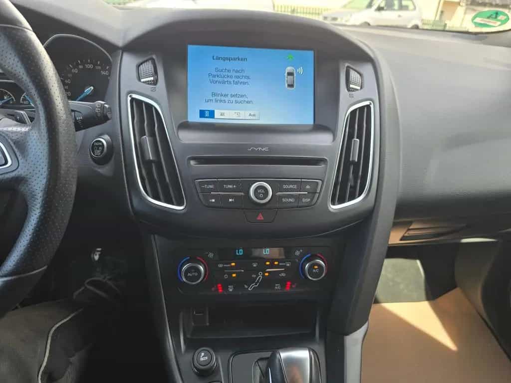 Ford Focus Turnier ST-Line 11/2017-photo-4