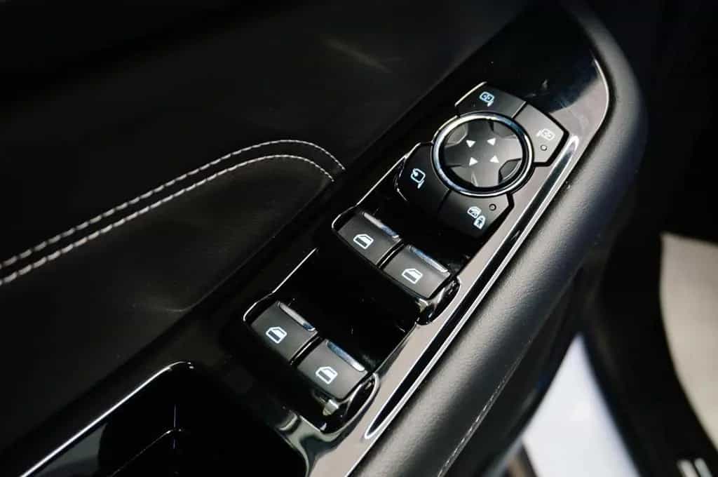Ford S-Max S-MAX Titanium*LED*KAMERA*AHK* 07/2018-photo-23