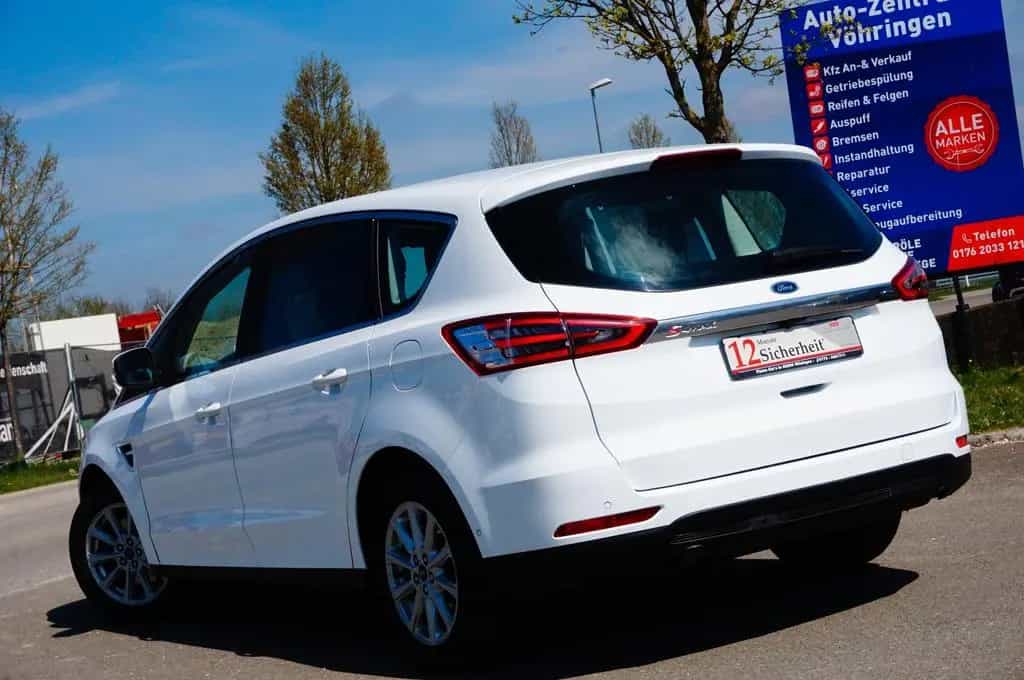 Ford S-Max S-MAX Titanium*LED*KAMERA*AHK* 07/2018-photo-4