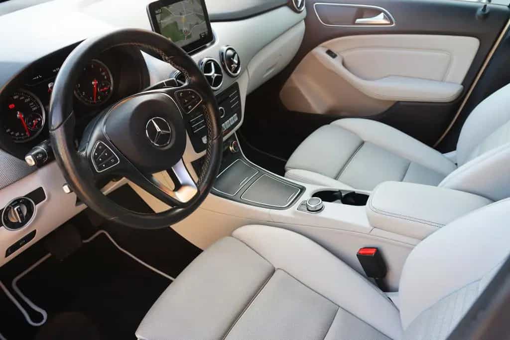 Mercedes-Benz B-Class 220 4Matic Urb. Style Edit. Pano Spur AHK Me 11/2018-photo-12