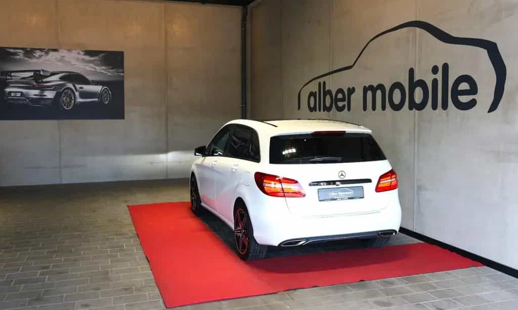 Mercedes-Benz B-Class 220 4Matic Urb. Style Edit. Pano Spur AHK Me 11/2018-photo-2