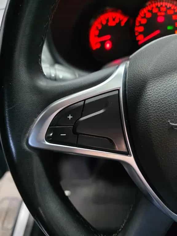 Dacia Lodgy Stepway, 7 SITZER, NAVI, R-KAMERA, AHK 01/2022-photo-21
